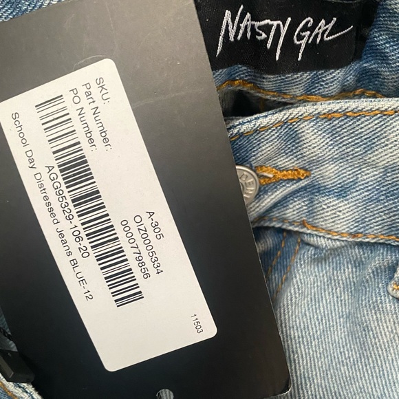 Nasty Gal school Day Distressed Jeans - Picture 6 of 14